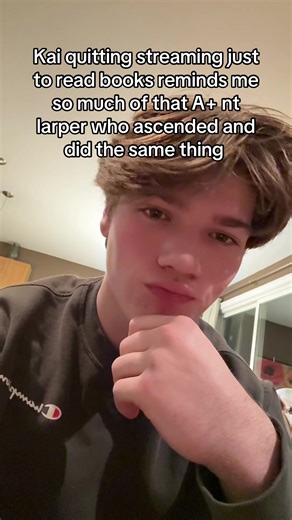 Dude might be the best example of larping nt in existence yk he don’t gaf abt those books 😭 #fyp #funny #lookism #verse #kaicenat