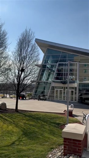 The University of Akron virtual tour is officially here! 🦘 Check out our website: https://www.uakron.edu/tour/ to take a virtual tour around campus and explore our top-notch facilities and the diverse student experiences offered here at The University of Akron. 💙 #UAkronAdmissions #FutureZip #CampusLife | The University of Akron Office of Admissions