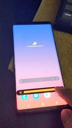 Samsung Galaxy Note 9 screen flickering trigger