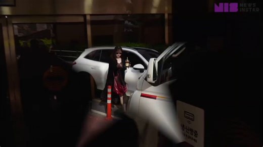 [260414] AKMU Lee Suhyun has arrived at KBS Hall to record the new episode of the music talkshow 'The Seasons: Sung Sikyung's Eardrum Boyfriend' (더 시즌즈 - 성시경의 고막남친)🔗 https://t.co/biU9zjUON4