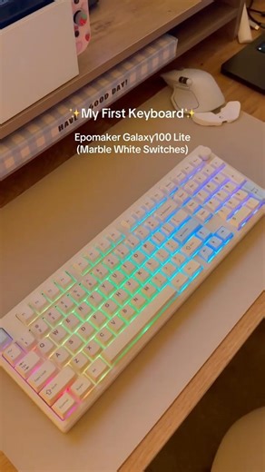 The perfect-sized creamiest keyboard 😋