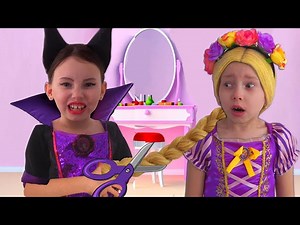 Alice Dress Up as Rapunzel and plays with magical mirrors | best Princesses Stories - Videos For Kids