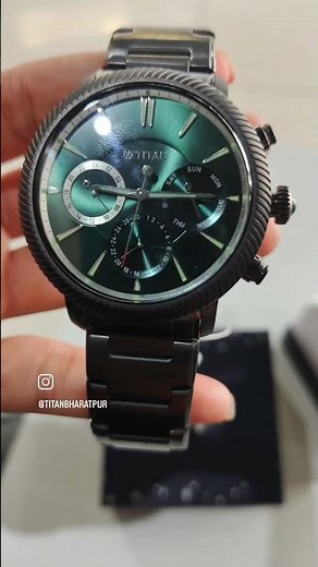 Titan Stellar quartz multifunction green dial stainless steel strap watch for men(10012qm01)