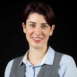 Mathilde P., French Teacher for Adults | Personalized Courses and Caring Approach | Learn with French Tutors