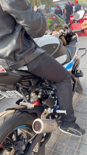 BMW S1000rr Cold Start with SC project exhaust Sound #s1000rrsound #superbike #youtubeshorts