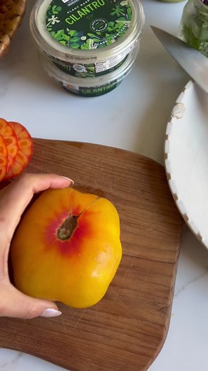 How to Sharpen Your Knife at Home with Kitchen Hacks