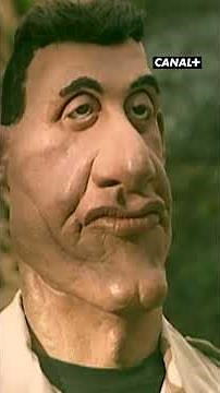 "Faut qu’il se démerde, le soldat !" #Humour #LesGuignols #Shorts