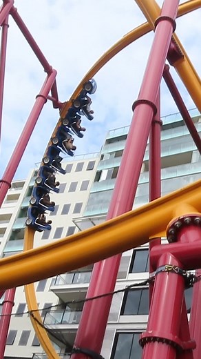The surprisingly awesome Big Dipper at Luna Park Sydney #bigdipper #lunapark #sydney #australia #intamin #hotracer #launch #coaster #rollercoaster #themepark #amusementpark | Airtime Thrills