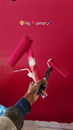 Painter bolti darling Gaon me #wallputtykaisekare #viral #shortvideos #attitude #wall #painterlife