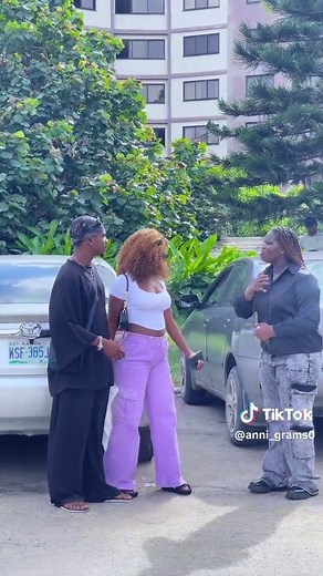 KISSING RANDOM STRANGERS ALMOST GONE WRONG 😂😂#anni_grams0