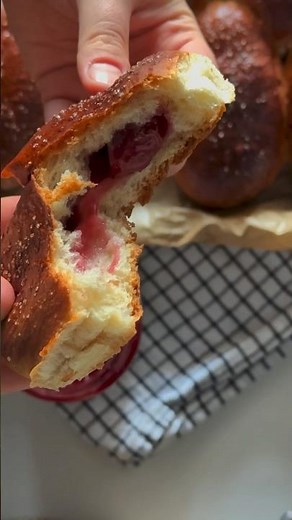 Cherry buns • Soft and homemade🕊️