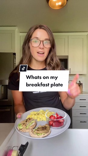 Dietitian's Guide: Building a Balanced Breakfast Plate