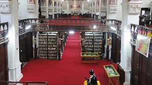 இந்தியாவின் மிகப் பழமையான நூலகம்.. அறிவுசார் சின்னம்.. சென்னை கன்னிமாரா நூலகம் உருவான கதை!