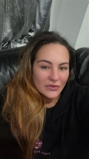 sorry for being awkward I stuttered and can see the manic hanging out of me but that's just me🥰🥰 #fyp #foryoupage #sober #lovinglife #mentalhealth