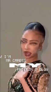 Bro you can’t even see most of the words😭😭😭😭😭😭😭😭 #kpop #blackpink #jennie #edit #dracula