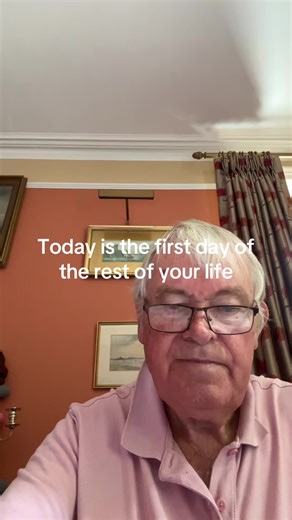 What would you do if you could choose what you wanted more than anything? #futuredreams#lifepriorities#writeitdown#dreambig#lifegoals2025#lifegoals#manifestyourdreams#visionboard#dailyinspiration#dailyinspirations #motivationmonday#positivemindset#positivemindsets