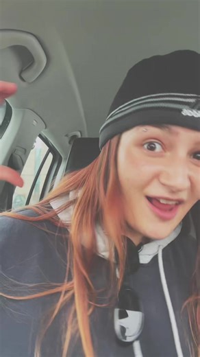Queen Poop (@ilovepoop5000)’s videos with original sound - StreamerSzn