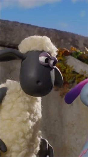 Shaun the sheep Farmington alien movie scene Train