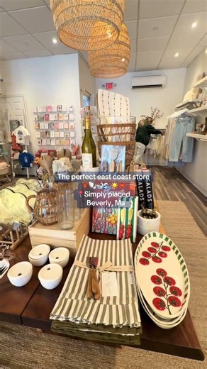 New favorite local shop in Beverly Ma 🦞🌊✨ #beverlyma #northshore #localshop #eastcoastlifestyle