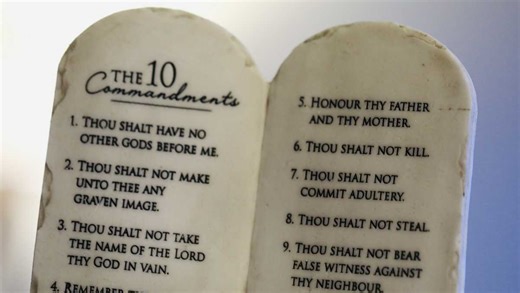 Alabama schools to display Ten Commandments under new law