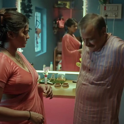 👉 🔗🔗 ‎ ‎ ‎Here's some basic information about LEDs: ‎ ‎_What is an LED?_ ‎ ‎An LED (Light Emitting Diode) is a type of semiconductor device that converts electrical energy into light. ‎ ‎_How does it work?_ ‎ ‎When a voltage is applied to the LED, electrons recombine with holes, releasing energy in the form of photons, which we see as light. ‎ ‎_Key Characteristics:_ ‎ ‎1. _Color_: LEDs are available in a range of colors, including red, orange, yellow, green, blue, and white. ‎2. _Brightness_