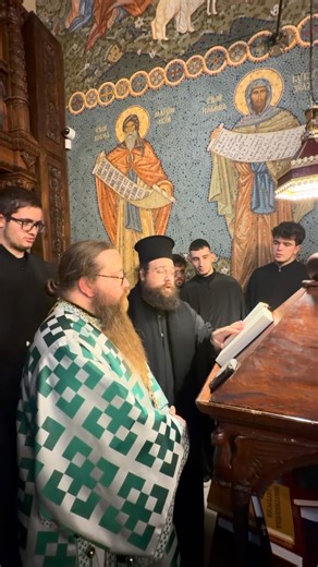 Αρχιμανδρίτης Χερουβείμ Τσίνογλου on Instagram: "Θ´ Ωδή Χριστουγέννων με τον Επίσκοπο Ζνεπόλεως π. Μελέτιο και τους Φοιτητές του Ιερατικού Σεμιναρίου Σόφιας"