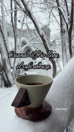 Cuando llega el frío 🥶 el café te abraza 🤎#cafe #frio #coffee #fyp #foryoupage
