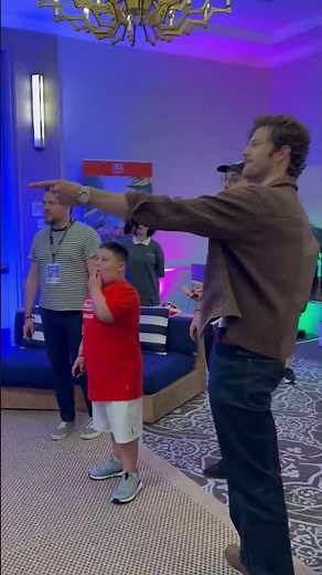 Jack Quaid Bowls Against The Rizzler in Nintendo Switch Sports Resort at SDCC