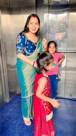 जिया को लिफ्ट में डर लग रहा है #kittujiyasisters #kidsvlog