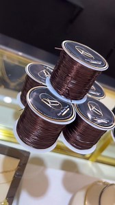 Ya disponibles los hilos para extensiones de nuestra marca ! Un hilo fuerte ! Resistente ! Con el que tus clientas podrán llevar sus extensiones saludables ! Ya disponibles en nuestro sitio web www.rubisalon.com | Rubí Extensiones