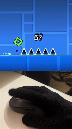 Impossible 5 Spikes Jump Challenge in Geometry Dash #geometrydash #unitedstates #shorts