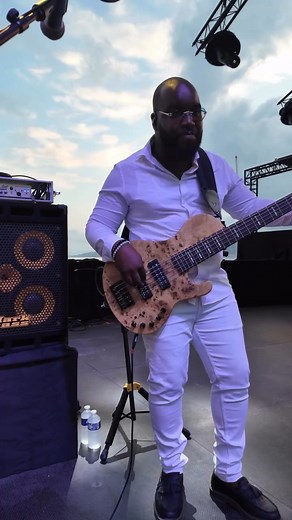 #SireCheck | Where design meets performance, the #SireF10 takes every groove to the next level. 🎥: @devi_vasco (IG) #Sirebass #MarcusMiller #joyofmusic | Sire USA