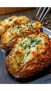 Baked Potato. This is the fastest way to make baked potatoes, ready in minutes. It's crispy on the outside, perfectly cooked and fluffy on the inside | Grandma Cooking Recipes