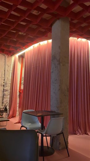 viduca on Instagram: "VIDUNEWS. Ep. 05 ‌ bares e rolês que abriram: ‌ @iccarus.sp // mirante do vale, centro histórico @toalha.sp // major sertório, centro @theparlor.sp // pinheiros @sanduteca_ // galeria metrópole, centro @silo.vinho // barra funda @mane.saopaulo // mercado no shopping west plaza @matacitta // cidade matarazo, bela vista @mimada.brunch // bela cintra @wine.lita // pinheiros ‌ fofocas: * @barpiraja abriu unidade no shopping cidade SP * @jotahamburgers abriu unidade no térreo do