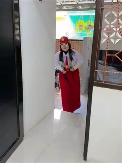 KOMPILASI-DRAMA-KOMEDI-NURRAYNI2 3