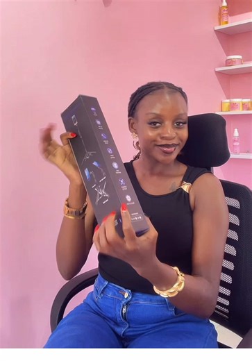 Unboxing A Face Tracking Tripod for Content Creators