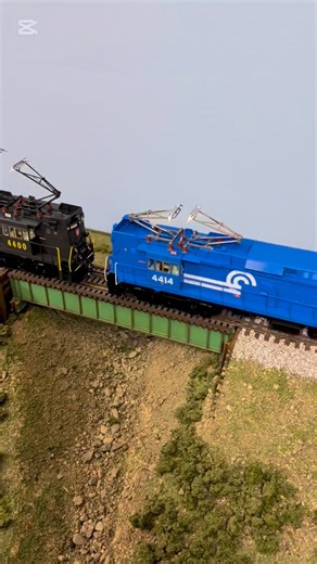 Come see the first decorated HO E-44 preproduction samples this weekend at the Railroad Hobby Show in Springfield Massachusetts! Note the production models will have correctly functioning pantographs 😝 https://rapidotrains.com/ho-scale/diesel-locomotives/e44-electric-motor.html?srsltid=AfmBOoo2gdjKfblf5p8bRPGbgzKqg2_g3Sz4ywig7NHmKoKbowD1XyB7 | Rapido Trains Inc.
