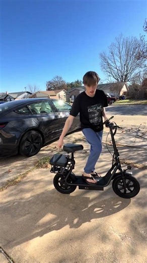 This E-Scooter has all the bells and whistles, has a Mobile App for even more CUSTOMIZATION