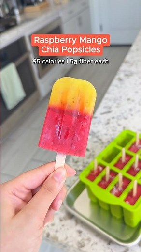 the raspberry mango popsicles you'll make all summer 🥭 #summertreat