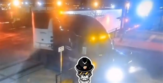 13K views · 86 reactions | A prime inc driver made an illegal you turn on railroad tracks forcing a commuter train into emergency braking. The train narrowly avoided the truck in this video clip provided by a traffic camera | Truckers Wall of Shame "Unchained" | Facebook
