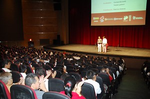 Disfrutan recorrido virtual por el museo del Prado