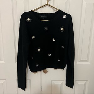 Endless Rose sweater sequined floral top. Size M