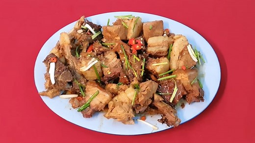 2 Cách làm heo quay kho nước tương, kho tàu hao cơm, thơm ngon hấp dẫn
