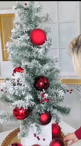 11K views · 201 reactions | Elevate your holiday decor with this DIY designer-inspired Christmas tree decorating idea that brings luxury and style to your home without breaking the bank! ✨ #DIYChristmas #DesignerInspired | Olivia's Romantic Home DIY | Facebook