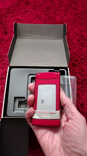 The Nokia N76 Flip Phone From The N Series - Do You Remember It. ?