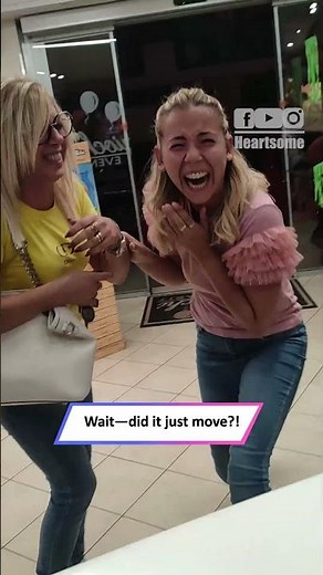 Caught on Halloween Scare Cam – Hilarious Jump-Scare Reactions! 🎃😂|| Heartsome 💖