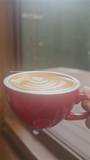 🌟A day in the life at ONE Workspace. Good coffee, great focus, and even better company for client meetings. 🚀 ​Find your flow state. What does your perfect workday look like? 👇 ​#MyWorkday #OfficeVibes #CreativeSpace #FocusMode #WorkLife