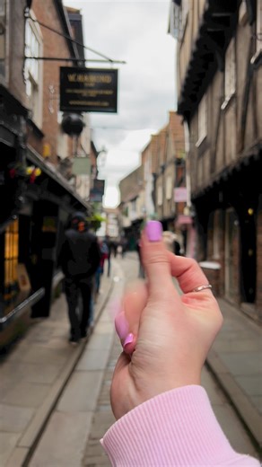 Experience the charm of York in every light! 🌞🌜 #kaplanlife #StudyAbroad #exploreyork #CityOfHistory #uniofyork #studyinuk | Kaplan International Pathways