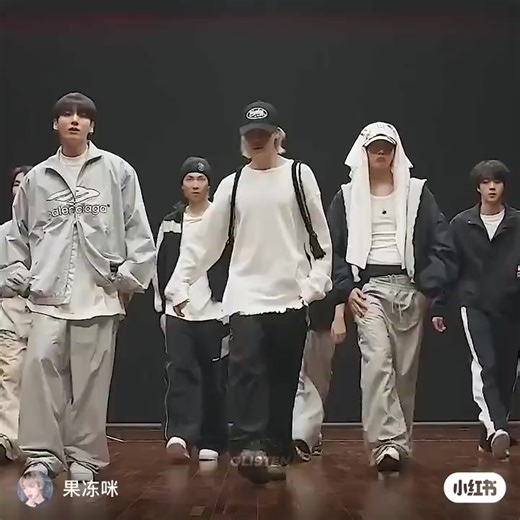 sunet original - JORDAN BEATSを使っているred red 书儿 (@red.red1951)の動画