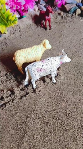 🐮 Small Animals Living in a Tiny World 😱 | Creative Miniature Video